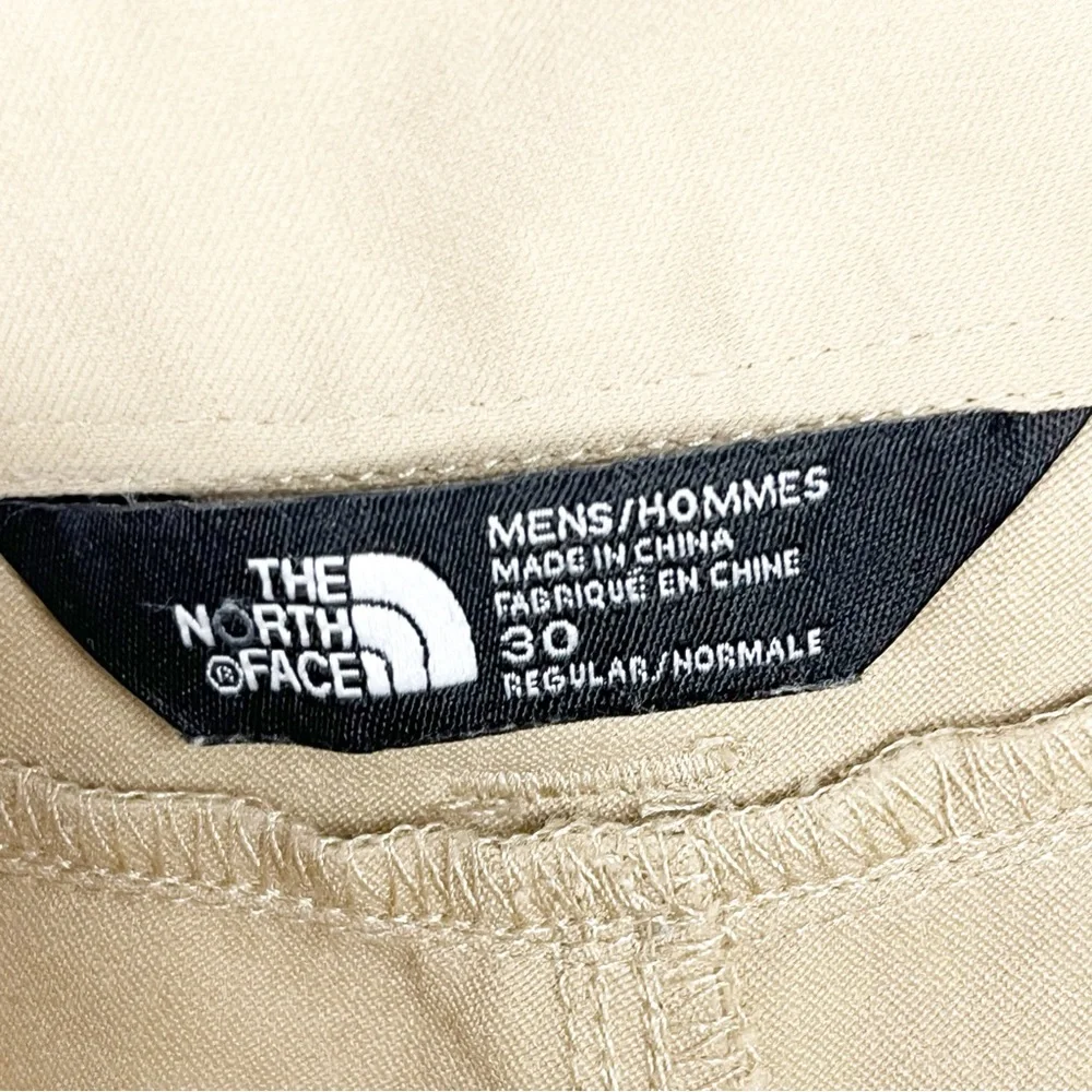 THE NORTH FACE Tan Retrac Tech Hiking Shorts 30 Gorpcore Outdoors Casual Neutral
